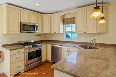 111 Main Street #RD2, Avon by the Sea, NJ 07717 - Photo 13