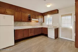 699A Plymouth Dr, Lakewood, NJ 08701 - Photo 9