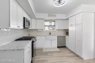 173 Cliff Rd, Brick, NJ 08724 - Photo 1