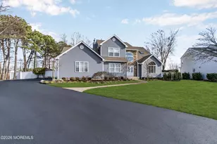 107 Waters Edge Ct, Brick, NJ 08724 - Photo 3