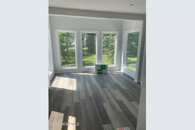 421 W Lincoln Avenue, Oakhurst, NJ 07755 - Photo 23