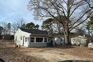 511 Holly Village Ln, Toms River Township, NJ 08753 - Photo 1