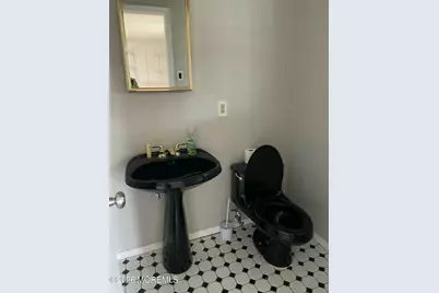 52 Yorke Court, Freehold, NJ 07728 - Photo 13