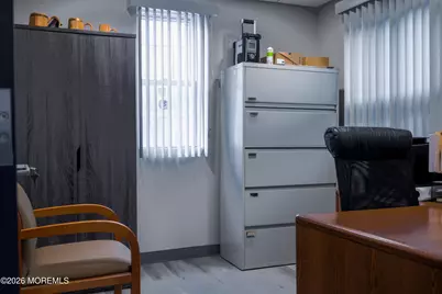 231 E 1st Avenue, Roselle, NJ 07203 - Photo 5