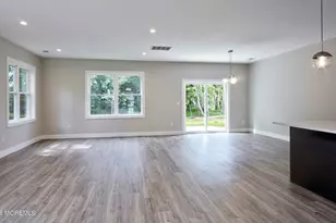 28 Colfax St, Toms River Township, NJ 08753 - Photo 7