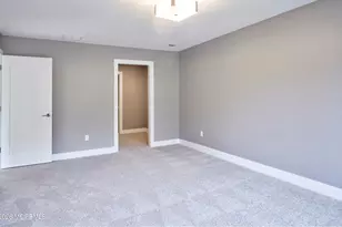 28 Colfax St, Toms River Township, NJ 08753 - Photo 17