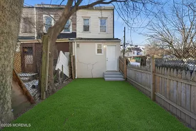 266 Hills Place, Trenton, NJ 08611 - Photo 15