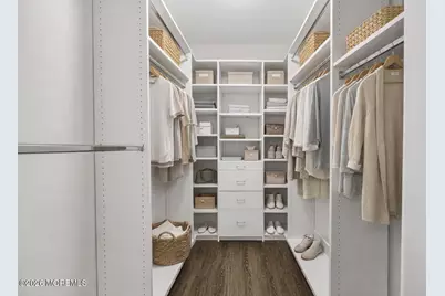 186 Tulip Lane, Freehold, NJ 07728 - Photo 7