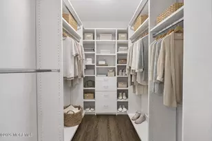 186 Tulip Ln, Freehold, NJ 07728 - Photo 7