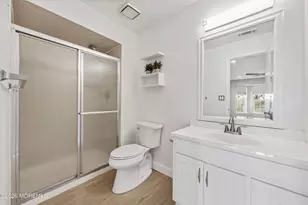 186 Tulip Ln, Freehold, NJ 07728 - Photo 21