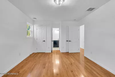 4 White Drive, Neptune Township, NJ 07753 - Photo 19