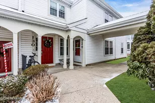 129 Tulip Ln, Freehold, NJ 07728 - Photo 21