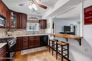 129 Tulip Ln, Freehold, NJ 07728 - Photo 7