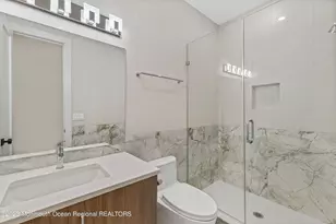 929 Van Ct Ave, Long Branch, NJ 07740 - Photo 29