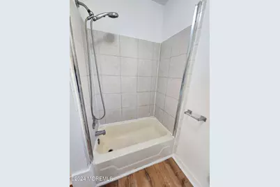 11 Lincoln Avenue, Keansburg, NJ 07734 - Photo 7