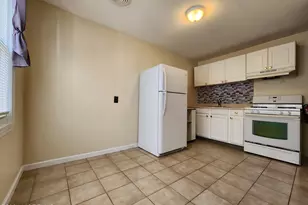 11 Lincoln Ave, Keansburg, NJ 07734 - Photo 3