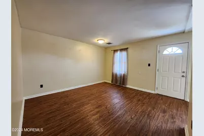 11 Lincoln Avenue, Keansburg, NJ 07734 - Photo 5