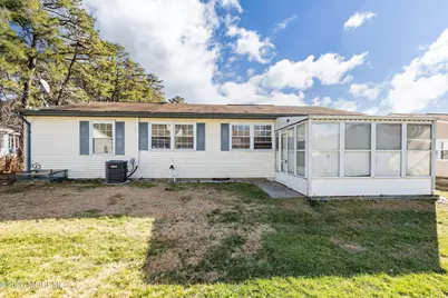 56 S Chestnut Avenue, Whiting, NJ 08759 - Photo 25