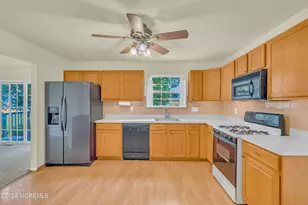 14 Anthony Dr, Burlington, NJ 08016 - Photo 17