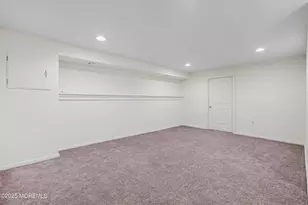 144 New Cedar Ln, Hamilton Township, NJ 08610 - Photo 21