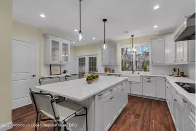 447 W Park Avenue, Oakhurst, NJ 07755 - Photo 11