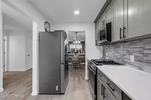 324 Oak Knoll Dr, Englishtown, NJ 07726 - Photo 7