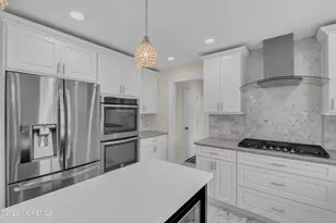 1 Ciafardini Ct, Marlboro Township, NJ 07746 - Photo 33