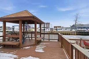 43 Lawrence Dr, Beach Haven, NJ 08050 - Photo 5
