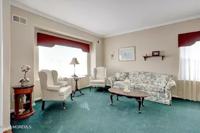 11 Derry Meeting Drive, Manalapan Township, NJ 07726 - Photo 7