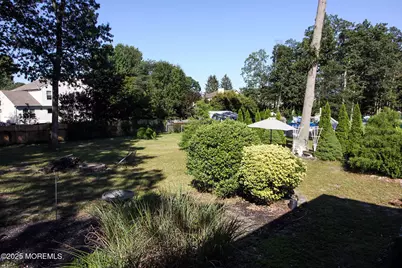 43 Darien Road, Howell Township, NJ 07731 - Photo 23