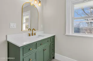 704 Oxford Way, Neptune Township, NJ 07753 - Photo 23