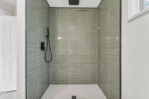 704 Oxford Way, Neptune Township, NJ 07753 - Photo 15