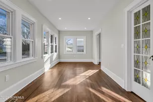 704 Oxford Way, Neptune Township, NJ 07753 - Photo 13