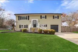 112 Manhattan St, Jackson, NJ 08527 - Photo 1