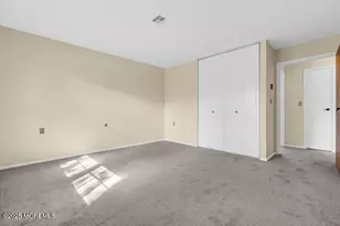 931 Thornhill Ct, Lakewood, NJ 08701 - Photo 13