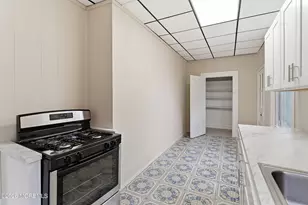 29 Broadway Rd, Freehold, NJ 07728 - Photo 21