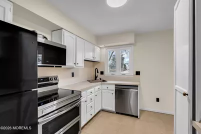 613 Champlain Street, Toms River Township, NJ 08757 - Photo 7