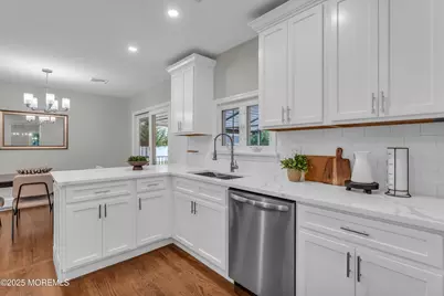 25 Monroe Avenue, Toms River Township, NJ 08755 - Photo 11