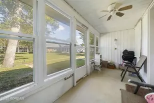 677B New Castle Ct, Lakewood, NJ 08701 - Photo 15