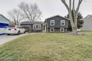 956 Green Hill Blvd, Toms River Township, NJ 08753 - Photo 3