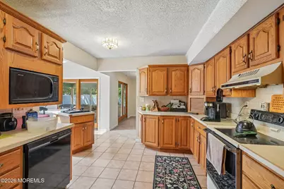 160 Stowe Street, Toms River Township, NJ 08753 - Photo 15
