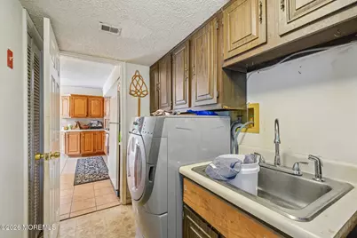 160 Stowe Street, Toms River Township, NJ 08753 - Photo 35