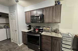 18 Mediterranean Ct, Barnegat, NJ 08005 - Photo 9