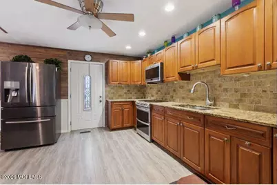 1 Gorczyca Place, South Amboy, NJ 08879 - Photo 3