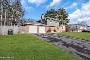 26 Westbrook Rd, Howell Township, NJ 07731 - Photo 3