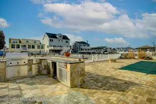 18 Halsey Dr, Brick, NJ 08723 - Photo 33