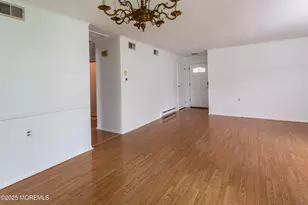 73 Buckingham Dr N, Manchester Township, NJ 08759 - Photo 5