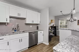 208 Owl's Nest Ct, Jackson, NJ 08527 - Photo 9