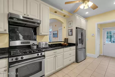 54 Chestnut Street, Red Bank, NJ 07701 - Photo 11