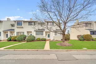 181 Clubhouse Dr, Middletown, NJ 07748 - Photo 33